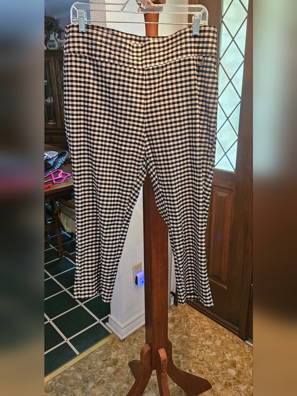 Black and White Gingham Stretch Pants